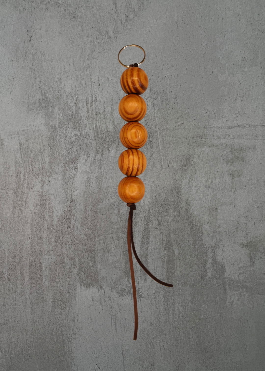 K10 - Natural Wood Bead & Leather Keychain