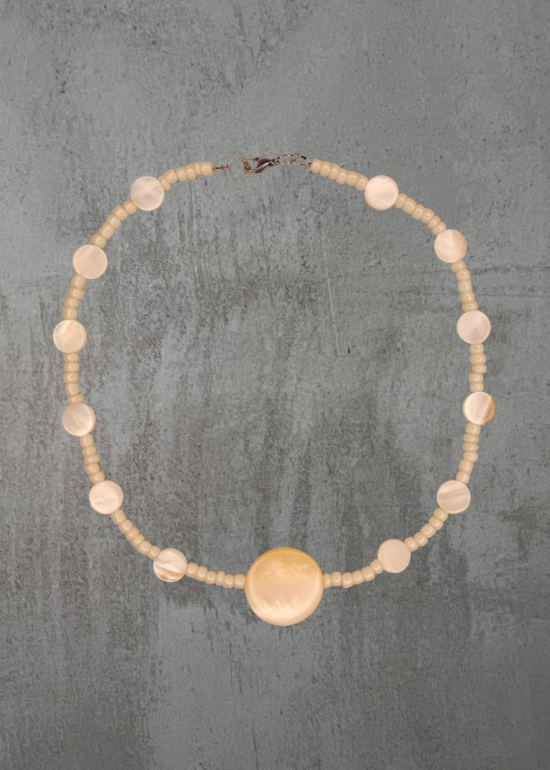 L8 - Ivory Shell Necklace