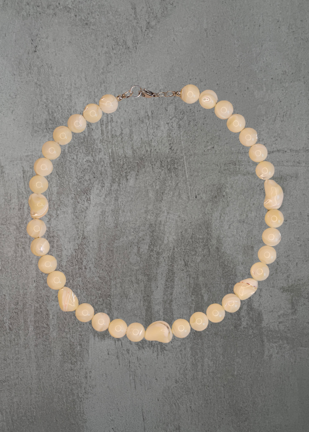 O9 - Shoreline Shell Necklace