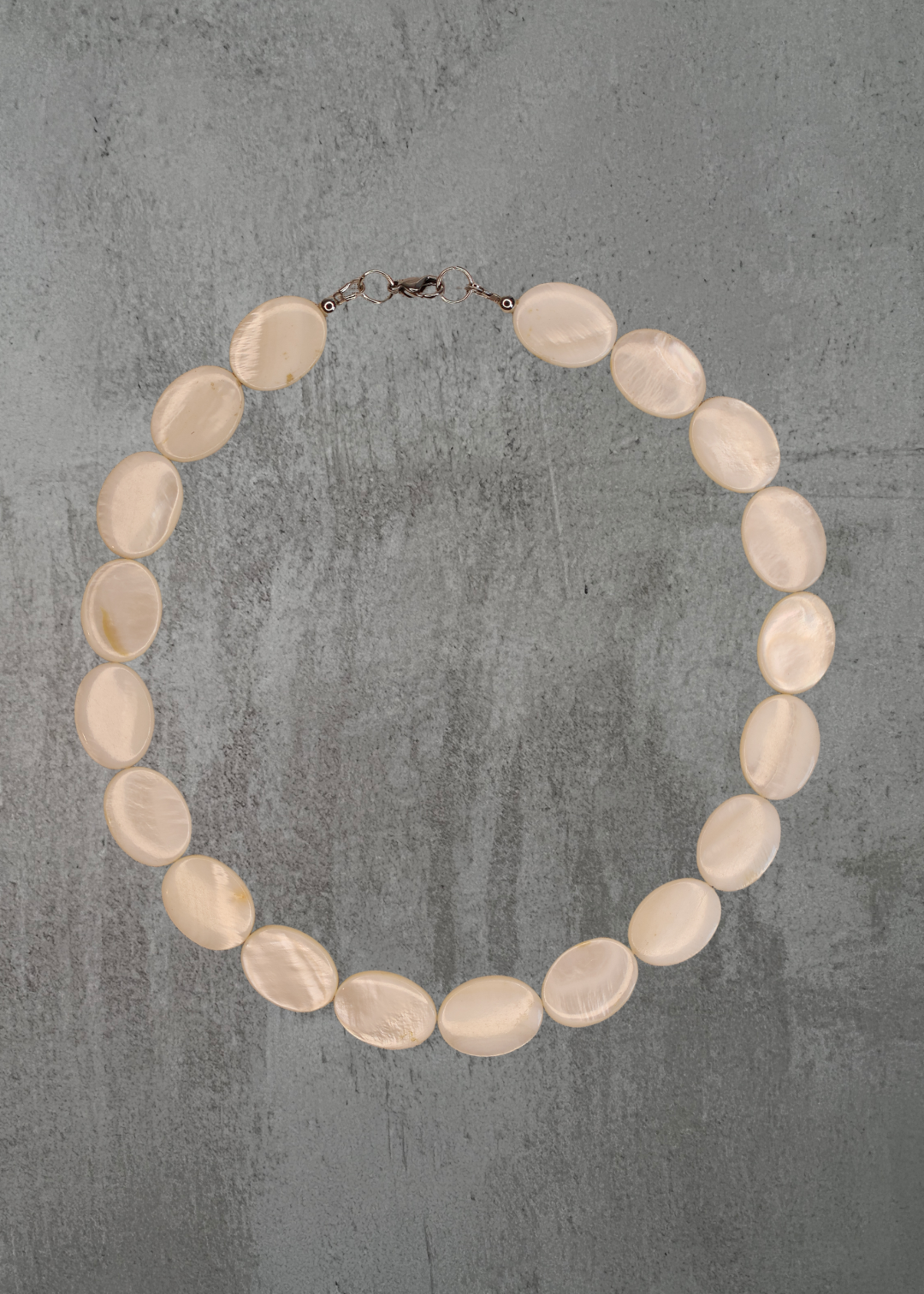 O3 - Ivory Shell Necklace
